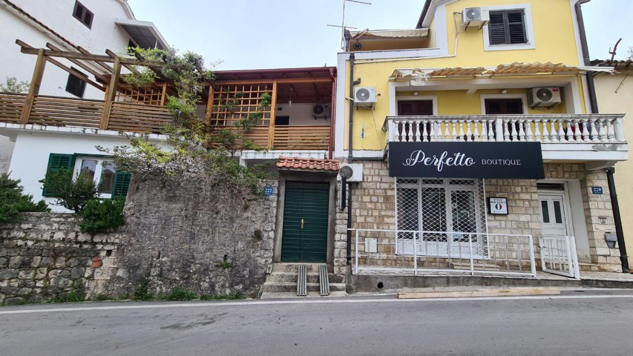 Montenegrohn Apartment *